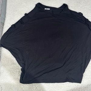 Maurice’s edgely cut out shoulder 3/4 in sleeve  tee size L